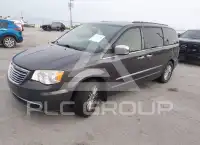 2015 Chrysler TOWN & COUNTRY фото