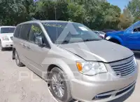 2015 Chrysler TOWN & COUNTRY фото