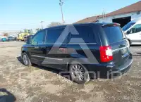 2015 Chrysler TOWN & COUNTRY фото
