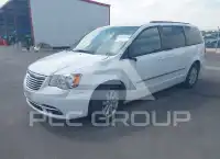 2015 Chrysler TOWN & COUNTRY фото