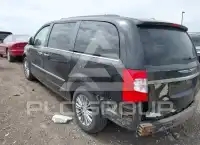 2015 Chrysler TOWN & COUNTRY фото