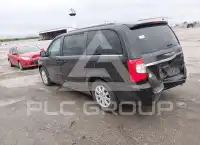 2015 Chrysler TOWN & COUNTRY фото