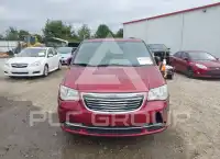 2015 Chrysler TOWN & COUNTRY фото