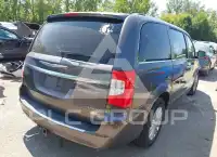 2015 Chrysler TOWN & COUNTRY фото