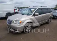 2015 Chrysler TOWN & COUNTRY фото