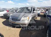 2015 Chrysler TOWN & COUNTRY фото
