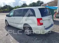 2015 Chrysler TOWN & COUNTRY фото