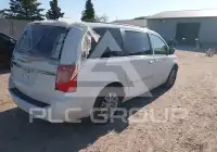 2015 Chrysler TOWN & COUNTRY фото