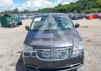 2015 Chrysler TOWN & COUNTRY фото