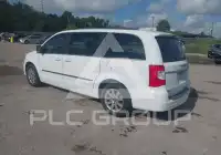 2015 Chrysler TOWN & COUNTRY фото