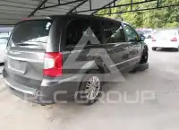 2015 Chrysler TOWN & COUNTRY фото