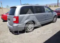 2015 Chrysler TOWN & COUNTRY фото