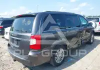 2015 Chrysler TOWN & COUNTRY фото