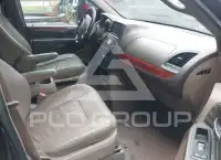 2015 Chrysler TOWN & COUNTRY фото