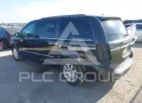 2015 Chrysler TOWN & COUNTRY фото