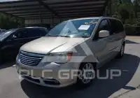 2015 Chrysler TOWN & COUNTRY фото