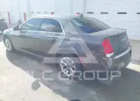 2015 Chrysler 300 фото