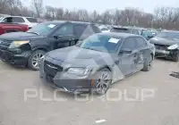 2015 Chrysler 300 фото