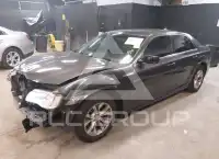 2015 Chrysler 300 photo