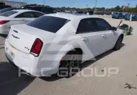 2015 Chrysler 300 photo