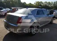 2015 Chrysler 300 photo