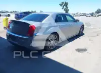 2015 Chrysler 300 фото