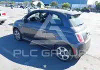2015 Fiat 500 фото