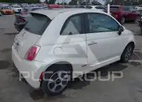2015 Fiat 500 фото