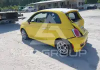 2015 Fiat 500 фото