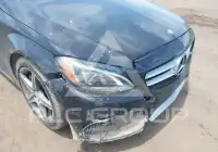 2015 Mercedes Benz C 300 photo
