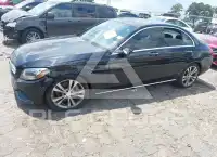 2015 Mercedes Benz C 300 фото