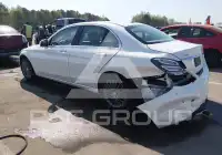 2015 Mercedes Benz C 300 photo
