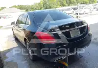2015 Mercedes Benz C 300 фото