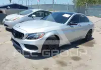 2015 Mercedes Benz C 300 фото