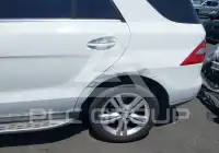 2015 Mercedes Benz ML 350 фото