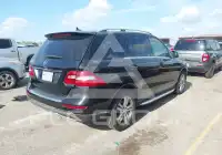 2015 Mercedes Benz ML 350 photo