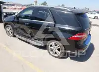 2015 Mercedes Benz ML 350 photo