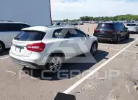 2015 Mercedes Benz GLA 250 photo