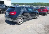 2015 Mercedes Benz GLA 250 фото
