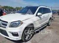 2015 Mercedes Benz GL 550 photo