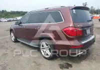 2015 Mercedes Benz GL 550 фото
