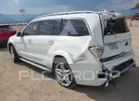 2015 Mercedes Benz GL 550 фото