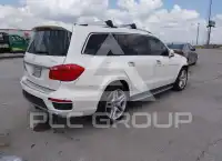 2015 Mercedes Benz GL 550 photo