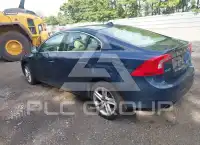 2015 Volvo S60 фото