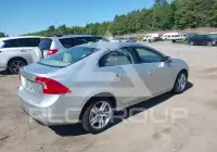 2015 Volvo S60 фото