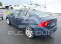 2015 Volvo S60 фото