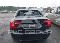 2015 Volvo S60 фото