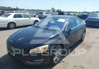2015 Volvo S60 фото