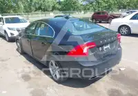 2015 Volvo S60 фото