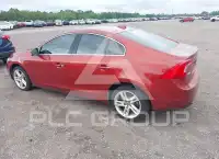 2015 Volvo S60 photo